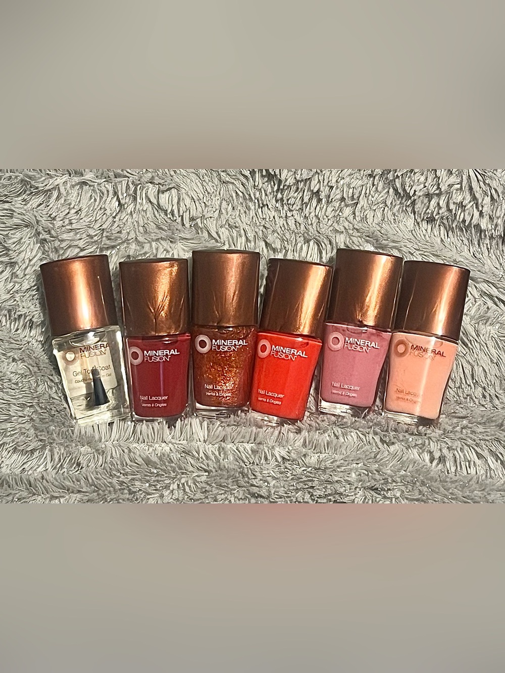 NEW Mineral Fusion Nail Lacquer (5) + Gel Top Coat